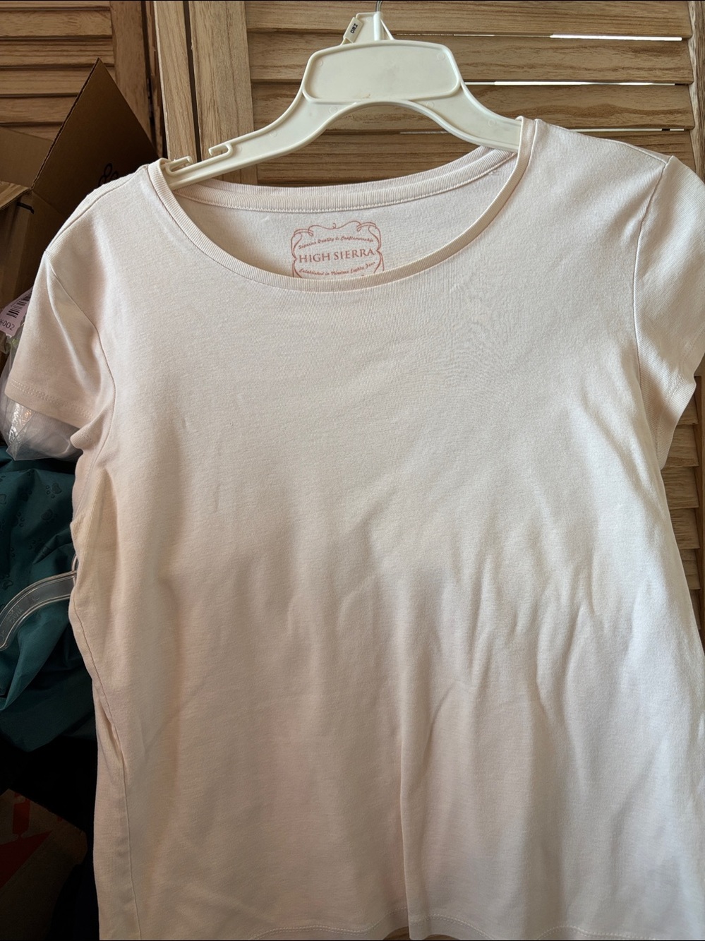 High Sierra Short-Sleeve Crew Neck Tee - Medium
